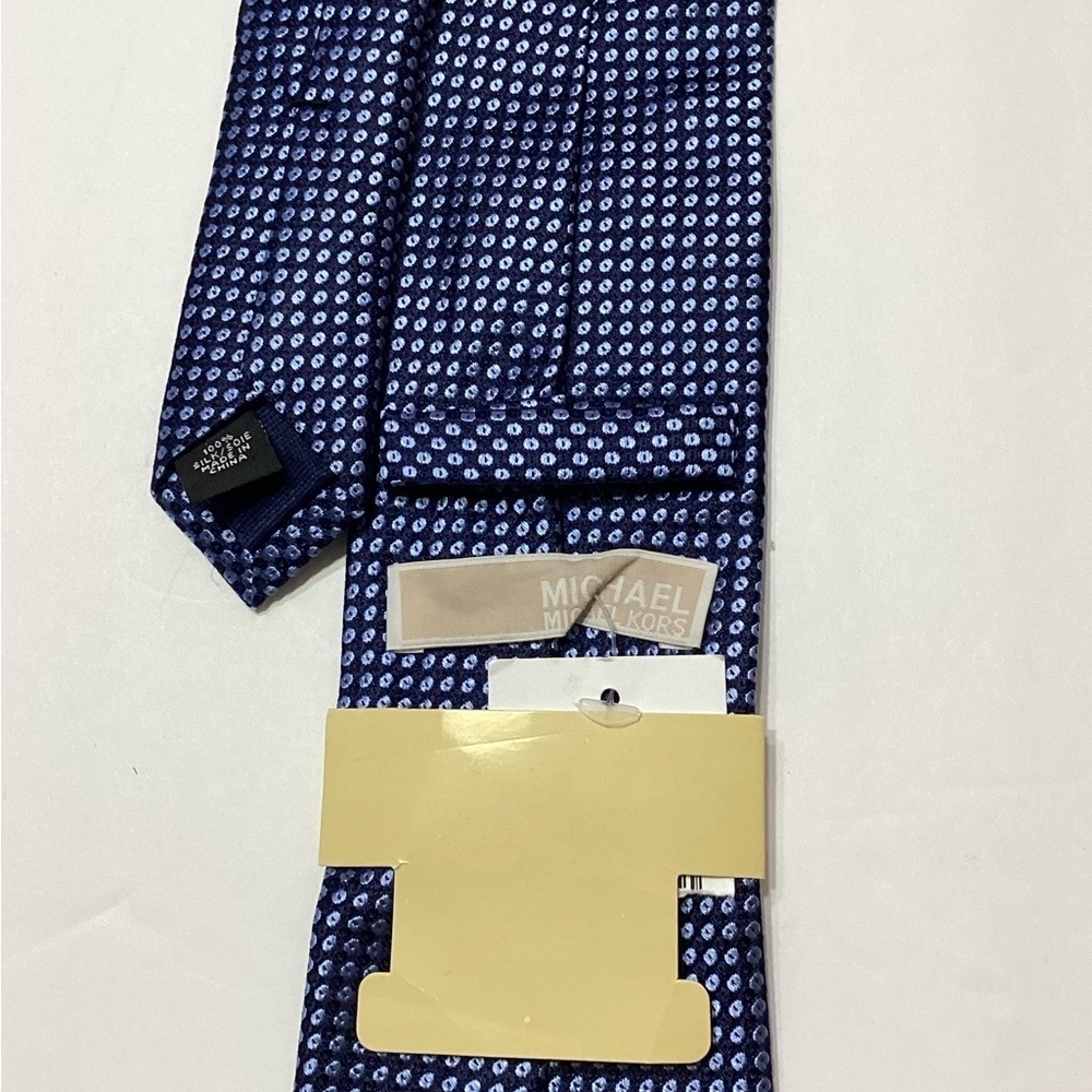Michael Kors Men’s Silk Necktie NWT - Picture 3 of 6